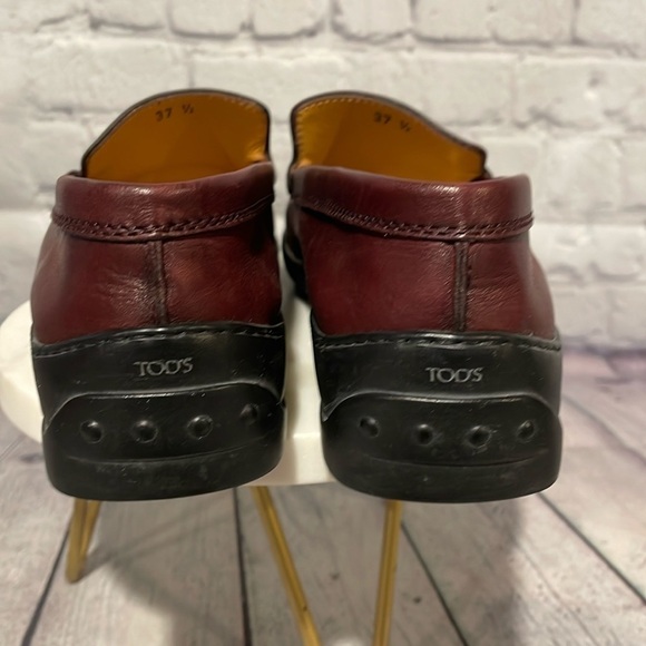 TOD'S Women's Leather burgundy loafers Size 7 1/2 - Picture 7 of 9